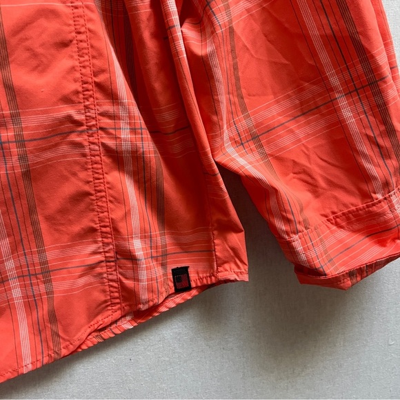 Woolrich Men's orange Plaid button down shirt Sz M - Picture 3 of 9